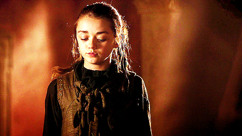 Arya Starke Gif.gif