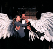 Lucifer wings with Chloe.gif (1.41 MB)