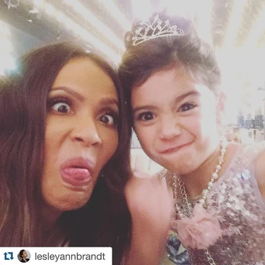 Scarlett Estevez & Lesley-Ann Brandt behind the scenes of Season 1