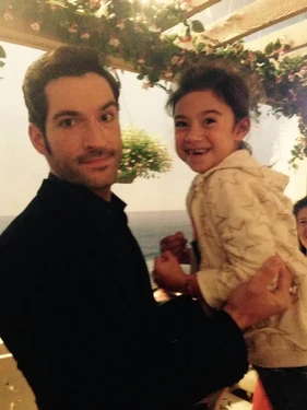Scarlett Estevez & Tom Ellis in 2015