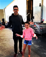 Scarlett Estevez & Tom Ellis behind the scenes of Season 5