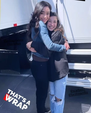 Scarlett Estevez with Aimee Garcia behind the scenes of Season 6