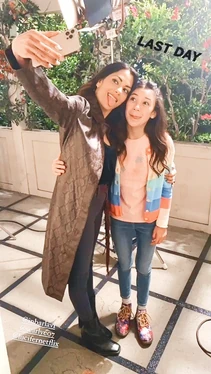 Scarlett Estevez with Inbar Lavi behind the scenes of Season 6.