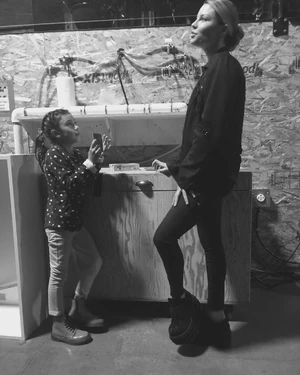 Scarlett Estevez & Lauren German behind the scenes of Season 2