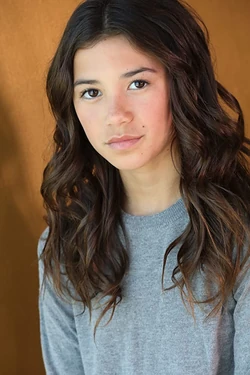 Scarlett Estevez headshot 2020