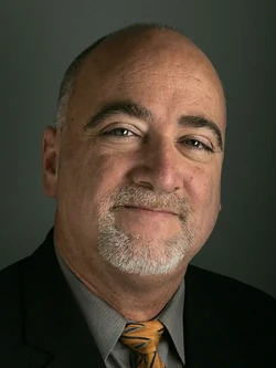 Bill Plaschke | Luck Wiki | Fandom