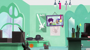 S1 E28 Fred's room