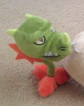 Plants vs zombies snapdragon plush clearance