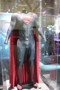Costumes de Superman (DCEU)01