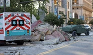 Ambulance et véhicule militaire