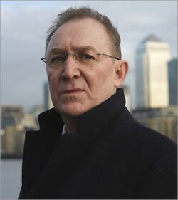 Dermot Crowley.jpg