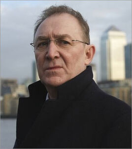 Dermot Crowley