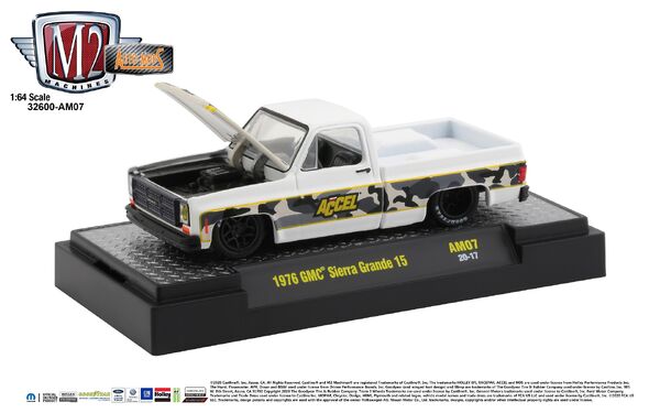 M2マシーン 1976 GMC シエラ・グランデ 15 - ホワイト 1/24 M2 Machines 1976 GMC Sierra Grande 15 Custom (White