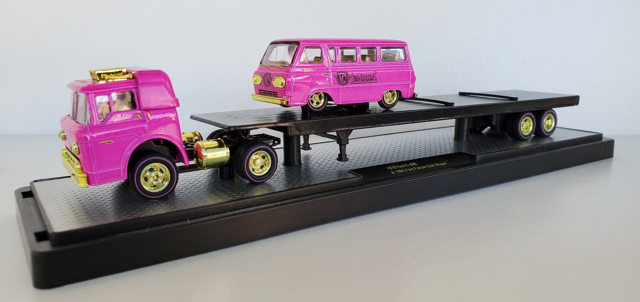 M2マシーン 1965 フォード　ファルコン クラブ　ワゴン 1965 Ford Falcon Club Wagon 