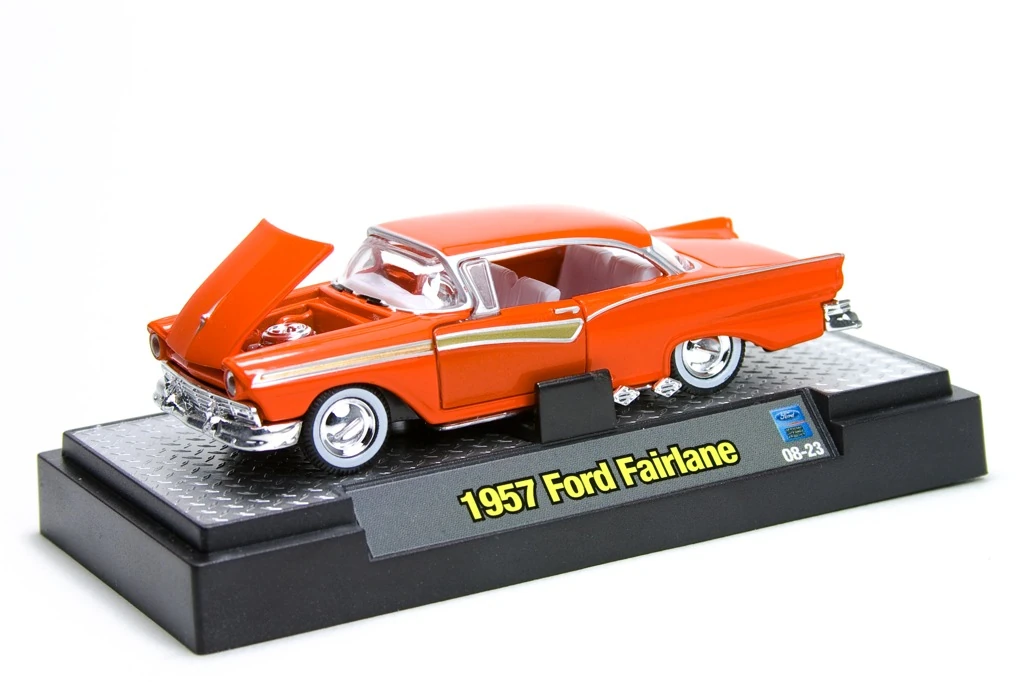 M2マシーン 1957 フォード COE & フォード・フェアレーン　500 BigD Toys | M2 Machines Diecast Car '57 Ford Fairlane 500 Accel Racing