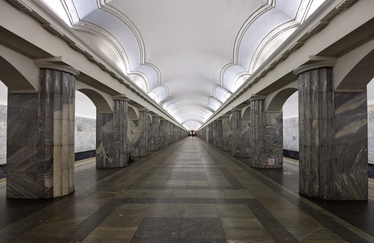 Санкт балтийская. Станция метро Балтийская Санкт-Петербург. Петербургский метрополитен станция Балтийская. Петербургский метрополитен Кировско-Выборгская линия. Станция метро Балтийская СПБ.