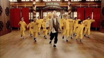 Cee_Lo_Green_&_Jack_Black_-_Kung_Fu_Fighting