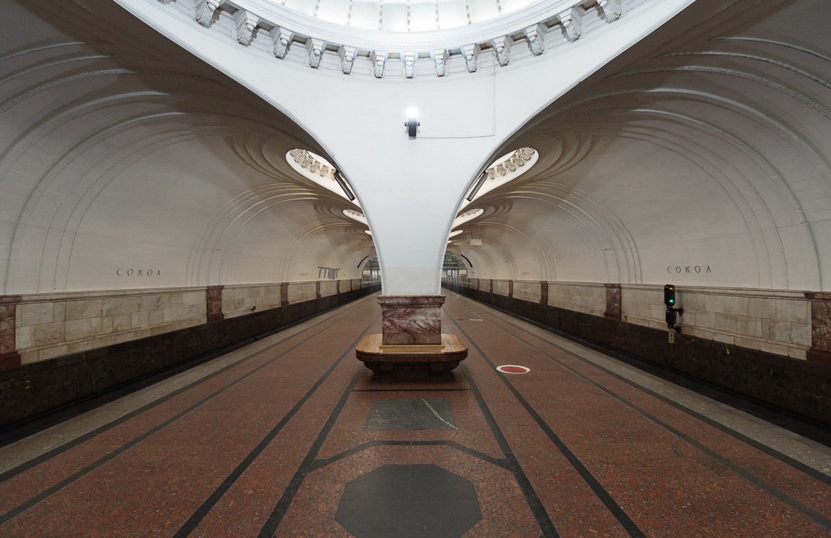 Замоскворецкая линия московского метрополитена. Станция метро Сокол Москва. Замоскворецкая линия метро Сокол. Станция «Сокол» Московского метрополитена.