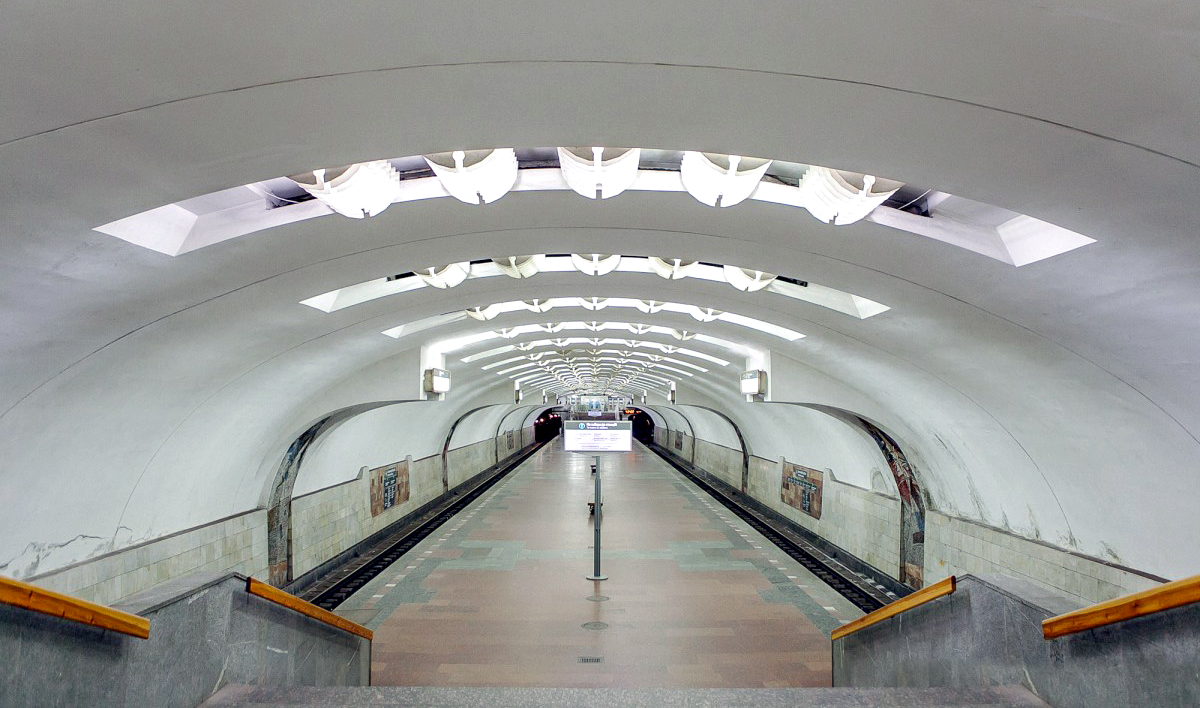Станция метро защитников Украины Харьков