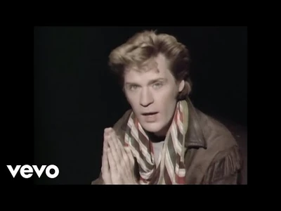 Daryl_Hall_&_John_Oates_-_Say_it_Isn't_So_(Official_HD_Video)