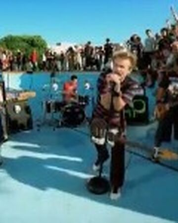 In Too Deep Sum 41 Music Video Wiki Fandom