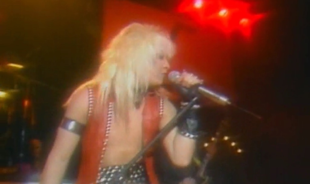 Live Wire (Mötley Crüe), Music Video Wiki