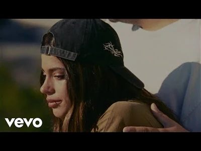 TINI_-_buenos_aires_(Official_Video)