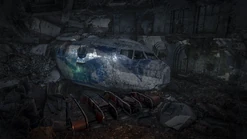 Борт.png (2,98 МБ) Носовая часть самолёта в наземном вестибюле станции Театральная