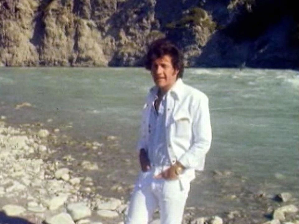 A toi joe dassin караоке с текстом. Джо дассен поет об индейском лете шуфутинский. Джо дассен поет об индейском лете шуфутинский. Джо дассен фото. L'ete indien джо дассен.