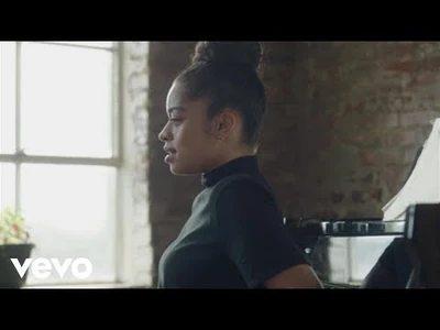 Ella_Mai_-_10,000_Hours