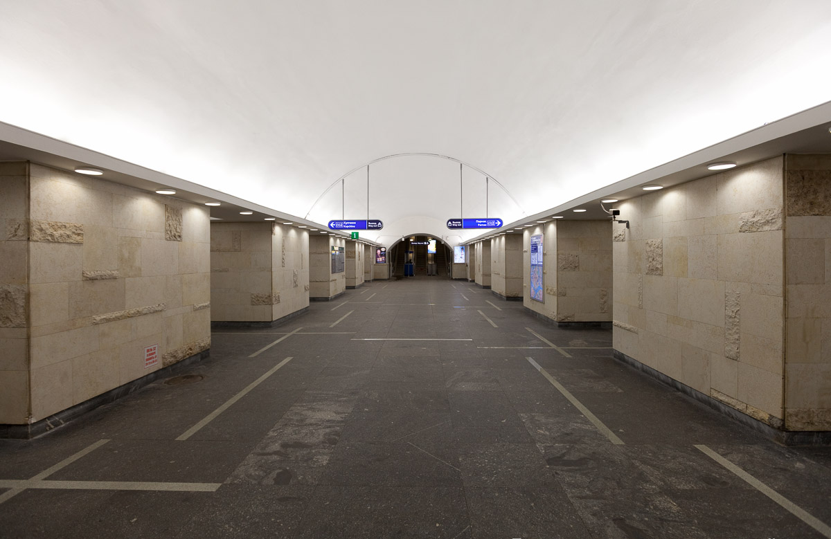 Фото станции метро горьковская в санкт петербурге