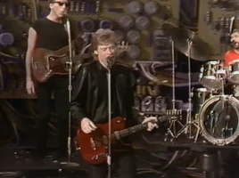 The Woman Comes and Goes (Daryl Hall & John Oates)