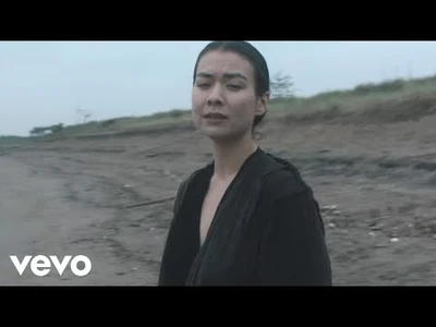 Mitski_-_Geyser_(Official_Video)