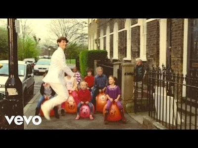 Goldfrapp_-_Happiness_(Official_HD_Video)