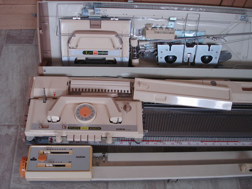 Brother KH830, Machine Knitting Wiki