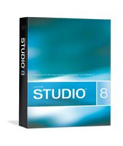 Macromedia Studio 8 box