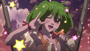 Ranka making people go "Deculture!" as she sings Seikan Hikou.