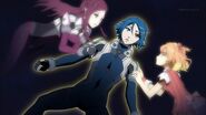 Hayate caught in a triangle, where there really wasn't much of a choice.
