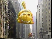 Garfield returns to Herald Square during the 1992 NBC telecast