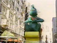 The Grinch during the 1997 parade NBC telecast