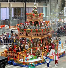 Deck-The-Halls-2019