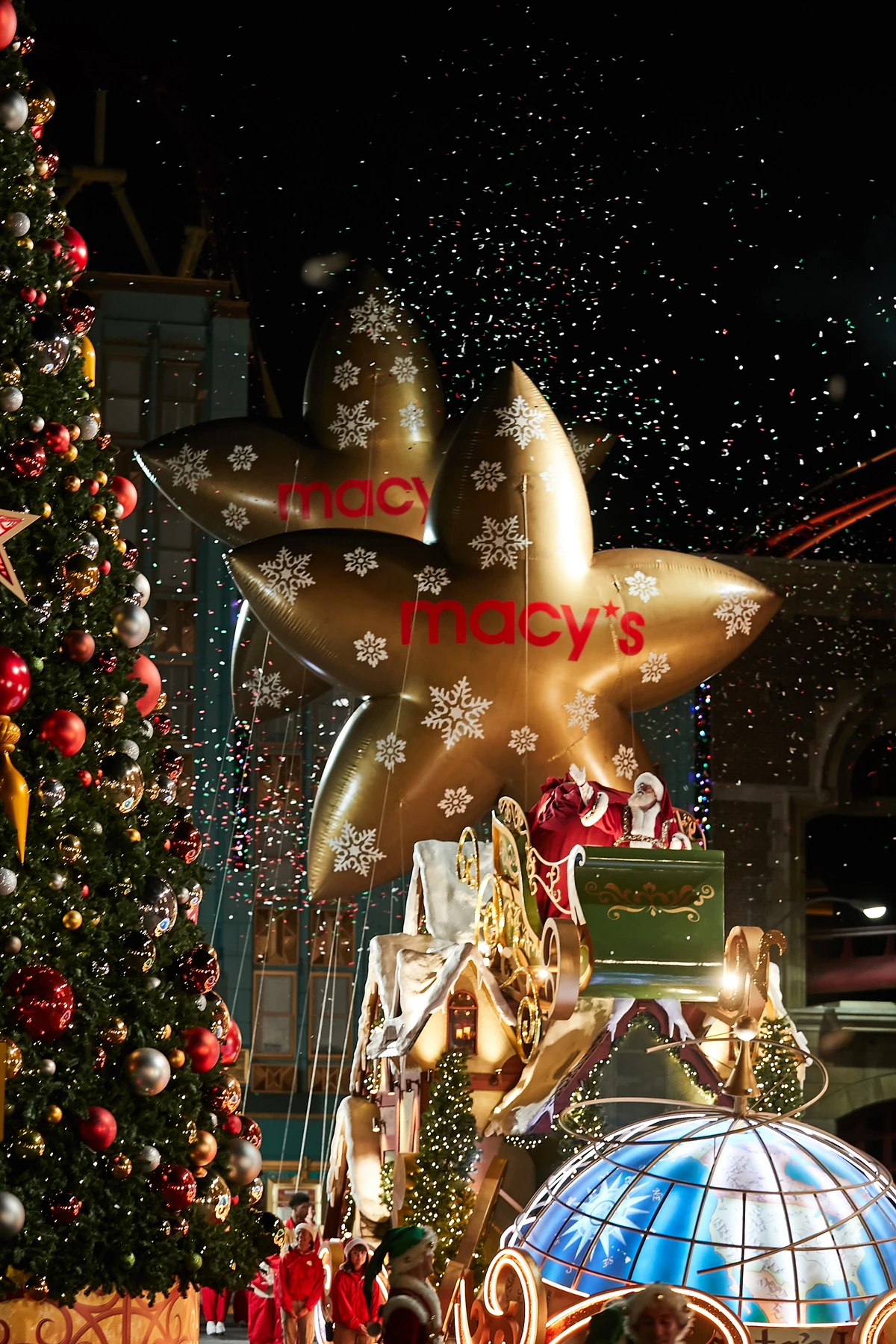 Universal Studios Christmas Parade 2022 Universal's Holiday Parade Featuring Macy's | Macy's Thanksgiving Day  Parade Wiki | Fandom
