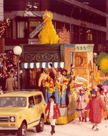 Sesame Street Macy S Thanksgiving Day Parade Wiki Fandom