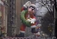 Goofy during his only appearance in the 1992 CBS telecast. (Screenshot: CBS)