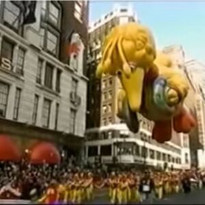Gallery 2001 Macy S Thanksgiving Day Parade Macy S Thanksgiving Day Parade Wiki Fandom
