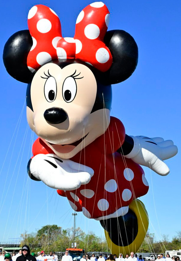Minnie Mouse Macy s Thanksgiving Day Parade Wiki Fandom