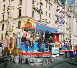 Amica-Insurance-float-2003