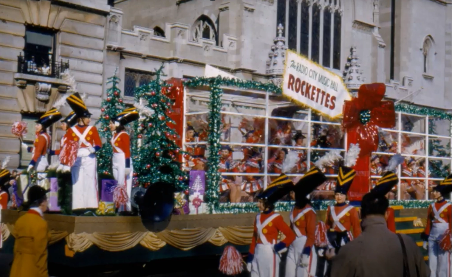 Radio City Music Hall | Macy's Thanksgiving Day Parade Wiki | Fandom, image size:1516x930