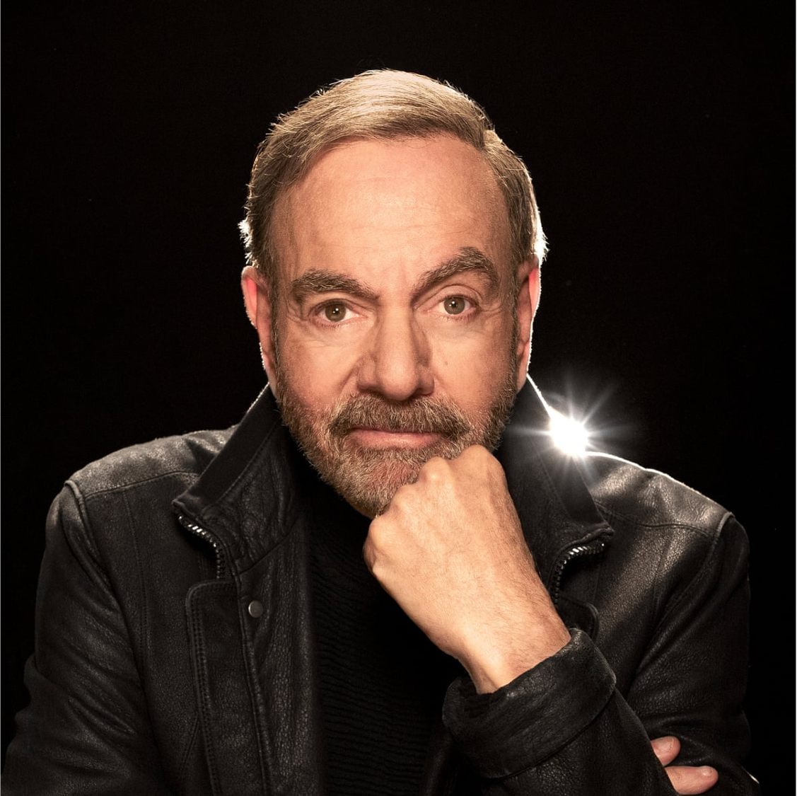 Neil Diamond Comes Out of Retirement For Rare Performance - Parade