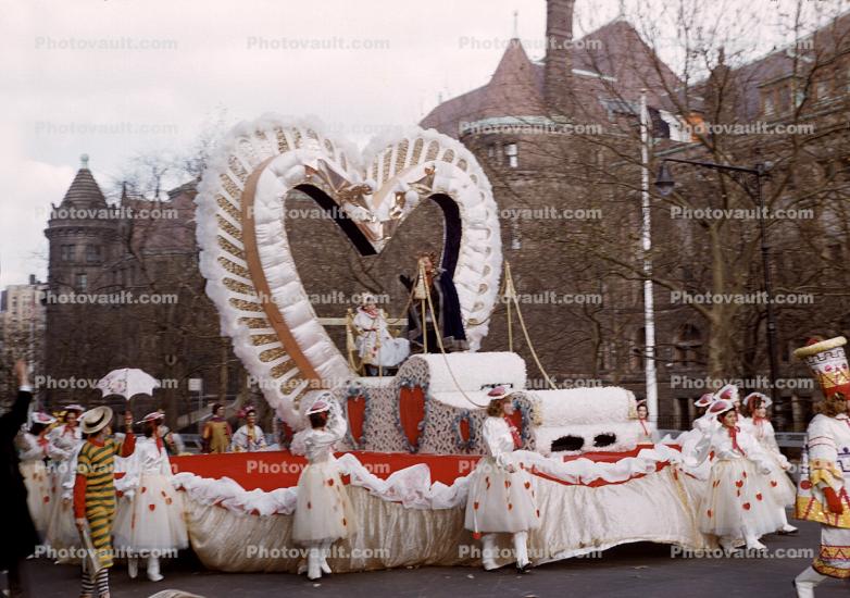 Valentine Macy's Thanksgiving Day Parade Wiki Fandom